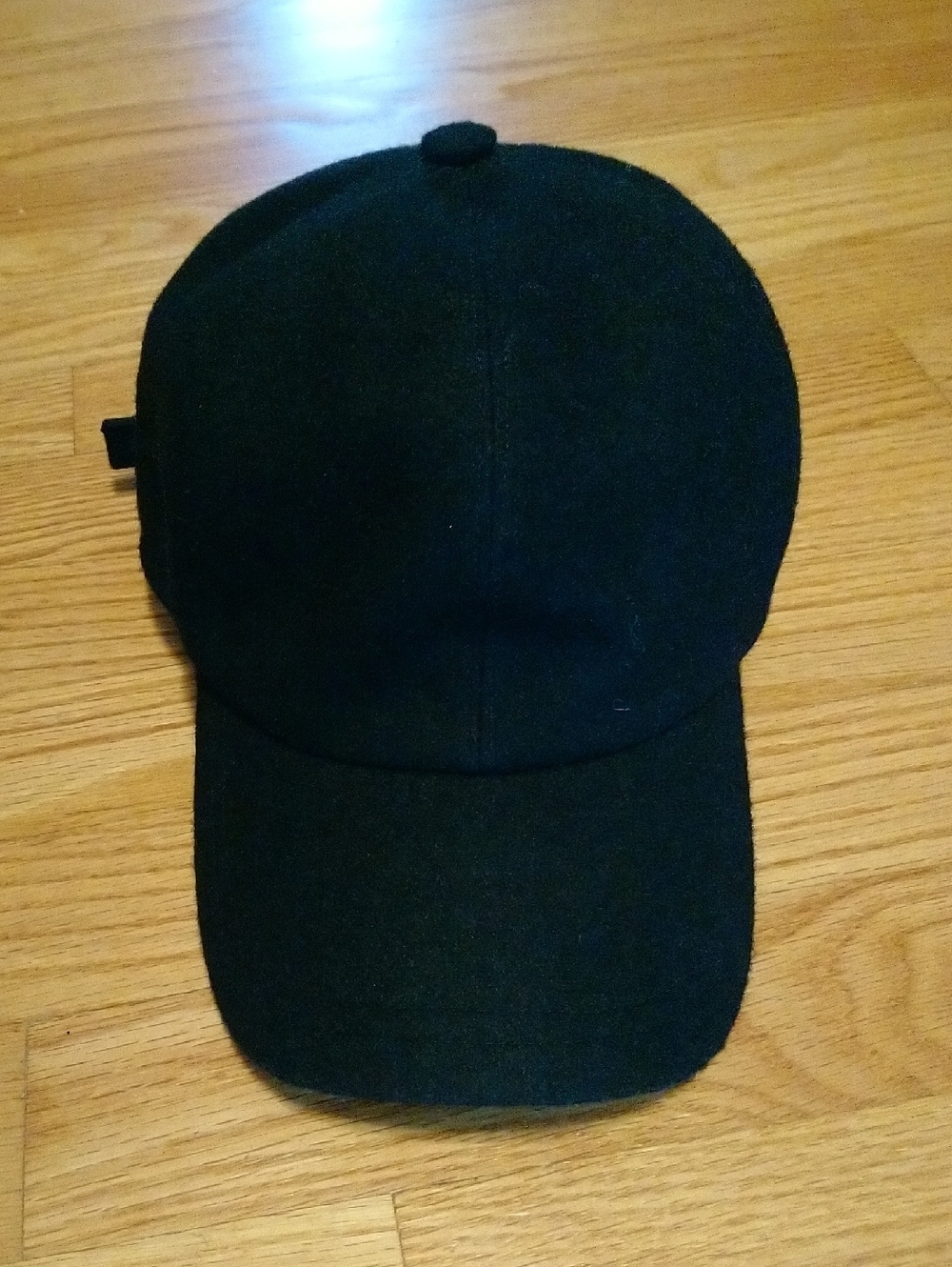 Black Men’s Baseball Cap - Classic Solid Color